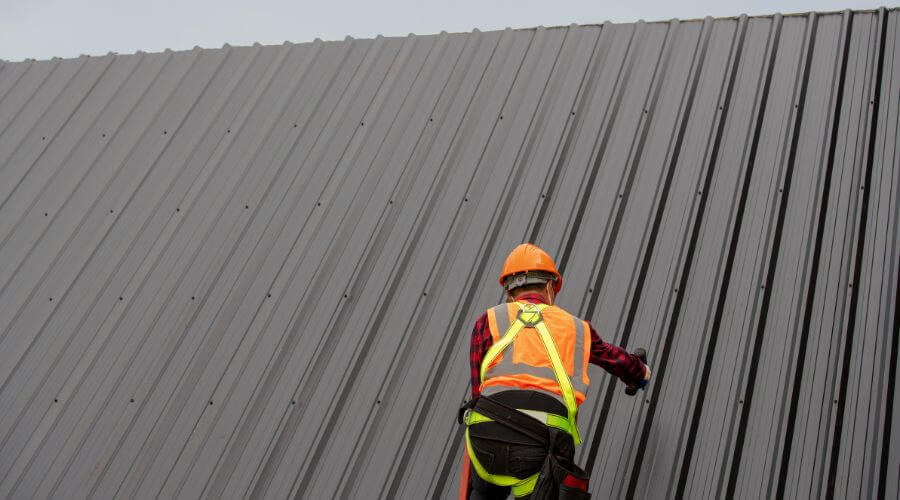 Expert Emergency Roof Repairs services in Newdale, ID